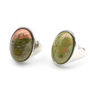 Кольцо унакит овал 21*28мм