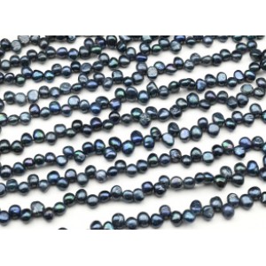 Бусины из жемчуга облепиха 6*5мм цв.черный, 35см, 78 бусин