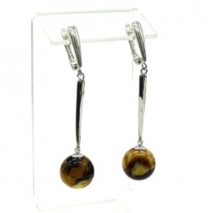Серьги висячие с янтарём шарик 12мм цвет карамельно-шоколадный, 4см, 5,3г (иск.) Серьги висячие с янтарём шарик 12мм цвет карамельно-шоколадный, 4см, 5,3г (иск.)