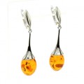 Серьги висячие с янтарём бочонок 12мм св.коньячный, 3,5см, 7,8г (иск.) Серьги висячие с янтарём бочонок 12мм св.коньячный, 3,5см, 7,8г (иск.)