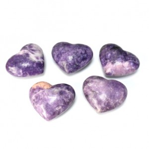 Сердце из лепидолита 75*62*36мм