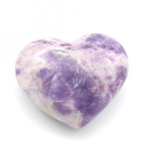 Сердце из лепидолита 86*75*43мм