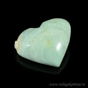 Сердце из амазонита 54*44*22мм, 61г Сердце из амазонита 54*44*22мм, 61г