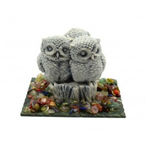 Сувенир из змеевика и мрамолита "Три совы на пне" 100*85*70мм