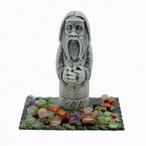 Сувенир из змеевика и мрамолита "Род" средний 85*65*85мм