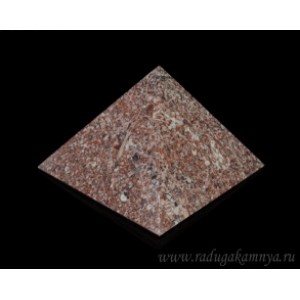 Пирамида из креноида 105мм.