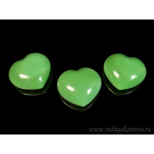 Сердце из нефрита (имитация) 44*40*20мм (иск.)