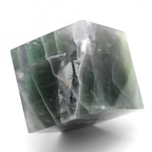 Куб из флюорита 59*61мм, 691г.