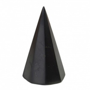 Пирамида из шунгита 8-гранная полированная, размер основания 90-95мм