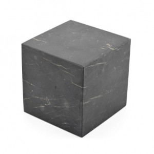 Куб из шунгита неполированный, сторона 80-85мм Куб из шунгита неполированный, сторона 80-85мм