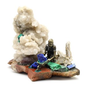 Композиция из кристаллов "Хитник с тачкой" 119*77*101мм Композиция из кристаллов "Хитник с тачкой" 119*77*101мм