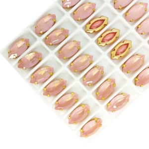 Стразы Премиум Aurora Наветт 15*7 мм светлый персиковый/оправа золото, 1 штука