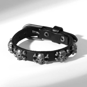 Браслет кожа "Хардкор" черепа пираты, цвет чёрный, цвет серебристый