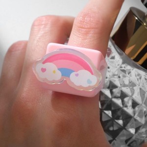 Кольцо "Радуга" в облаках, разноцветное Кольцо "Радуга" в облаках, разноцветное