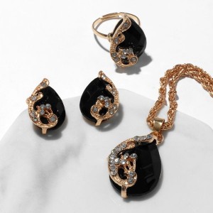Гарнитур 3 предмета: серьги, кулон, кольцо "Капли", цвет чёрно-белый, цвет золотистый