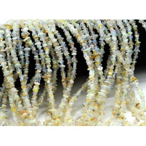 Бусины из опала галтовка 5*1,5мм, 44см Бусины из опала галтовка 5*1,5мм, 44см