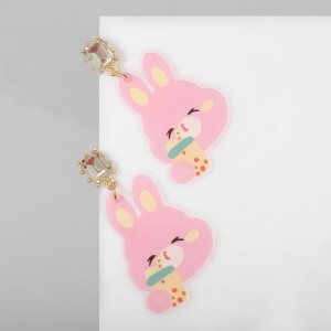 Серьги пластик "Зайки" с цветочком, цветные, цвет золотистый Серьги пластик "Зайки" с цветочком, цветные, цвет золотистый