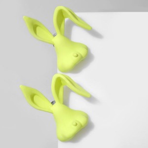 Серьги пластик "Кролики", цвет салатовый Серьги пластик "Кролики", цвет салатовый