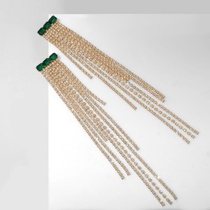 Серьги висячие со стразами "Мулен Руж" водопад, цвет бело-зелёный, цвет золотистый