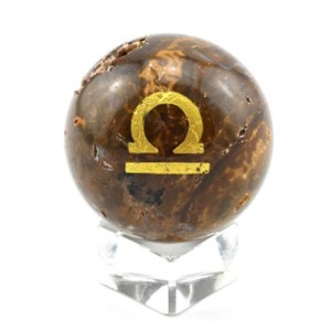 Шар из агата, знак зодиака "Весы" диаметр 52мм