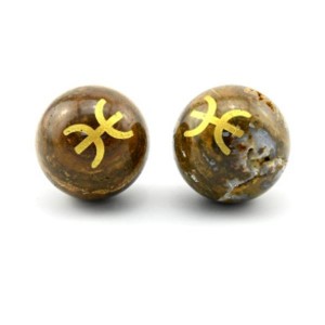 Шар из агата, знак зодиака "Рыба" диаметр 46-47мм