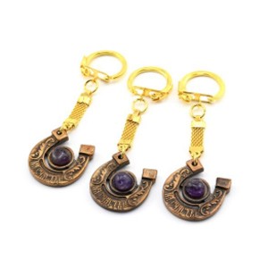 Брелок "Подкова на счастье" с аметистом 29*27мм