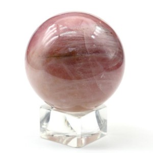 Шар из розового кварца мадагаскарского 52мм, 196г