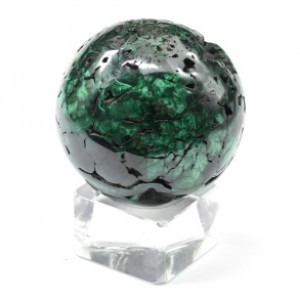 Шар из малахита с жеодовым образованием 45мм, 157г