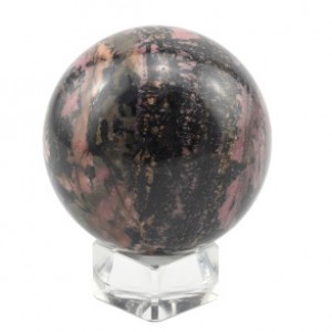 Шар из родонита, диаметр 64мм, 522г