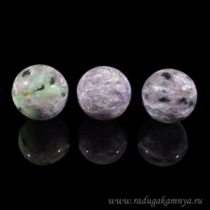 Шар из чароита, диаметр 43-44мм, 117гр.