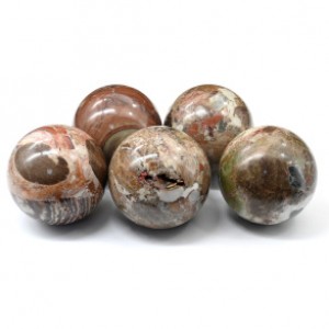 Шар из яшмы, диаметр 53-54мм, 175-221г