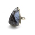Кольцо с агатом ботсвана " Грация " 16*26мм