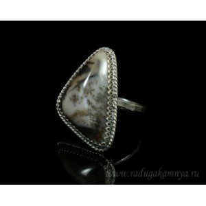 Кольцо агат моховой грация 19*28мм.