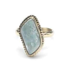 Кольцо с аквамарином " Грация " 11*20мм