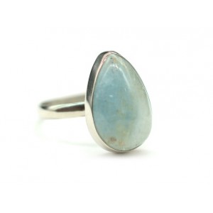 Кольцо с аквамарином  " Капля " 11*17мм