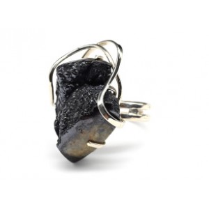 Кольцо из гематита 26*35мм.