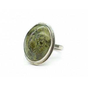 Кольцо змеевик " Овал " 19*24мм