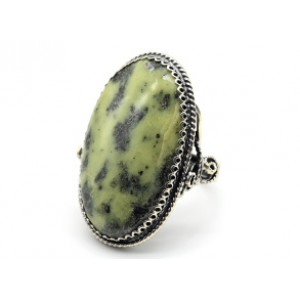 Кольцо змеевик " Овал " 21*30мм