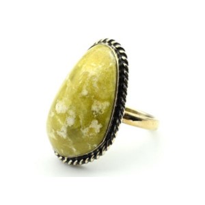 Кольцо лизардит " Грация " 21*32мм