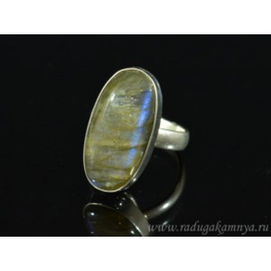 Кольцо с лабрадором "Овал" 13*24мм
