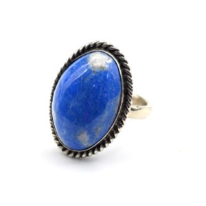 Кольцо с лазуритом " Овал " 18*26мм.