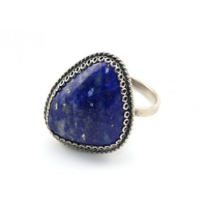 Кольцо лазурит "Грация" 19*22мм