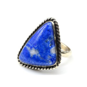 Кольцо с лазуритом " Грация " 21*28мм