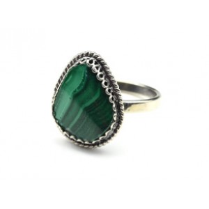 Кольцо малахит "Капля" 13*17мм
