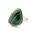 Кольцо малахит "Грация" 14*19мм
