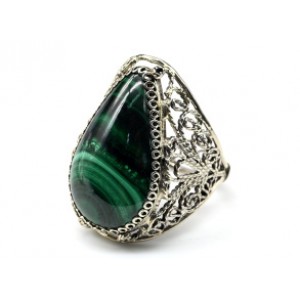Кольцо малахит " Капля " 15*29мм