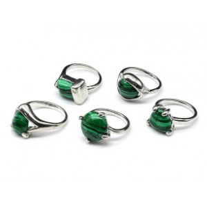 Набор колец "Смайл" с малахитом, 10шт (иск.)