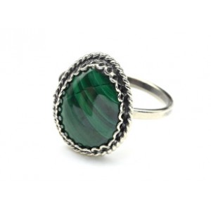 Кольцо малахит "Капля" 13*16мм