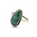 Кольцо малахит "Капля" 10*17мм