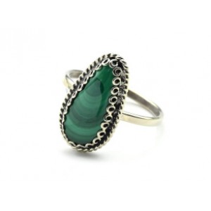 Кольцо малахит "Капля" 10*17мм